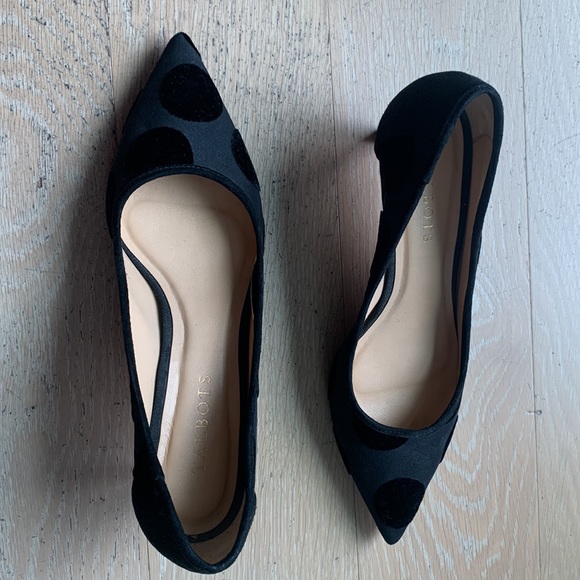 Fun Polka dot 1” pumps - Picture 3 of 7